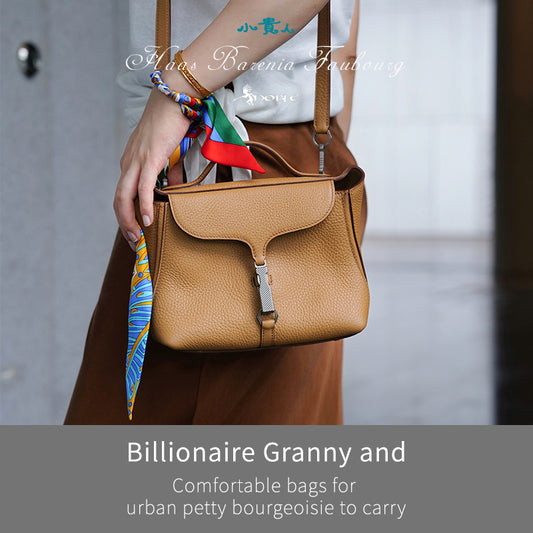 TC Genuine Leather Small Handbag – Versatile Handheld & Crossbody Style